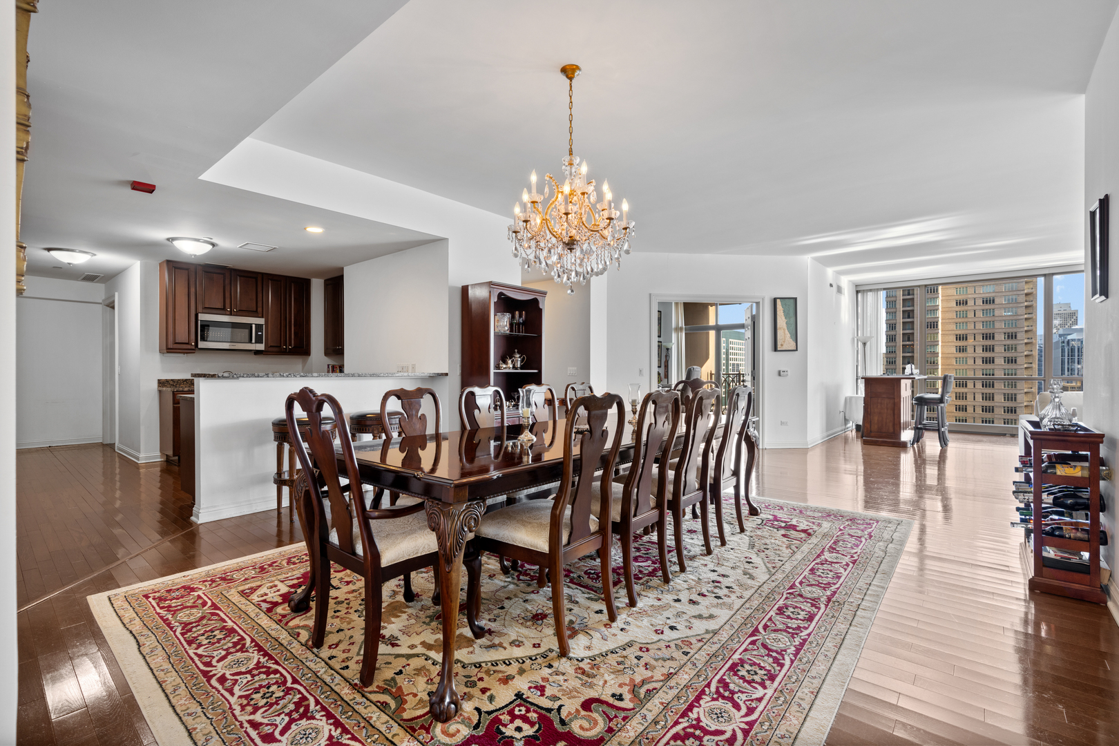 21 East Huron Street, Unit 2803 Chicago, IL 60611 - Photo 8 of 37