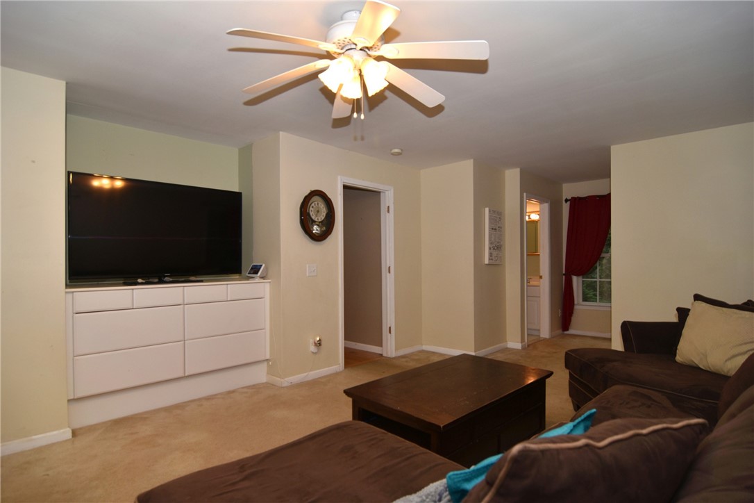 31 Cooper Road Glocester, RI 02814 - Photo 20 of 39