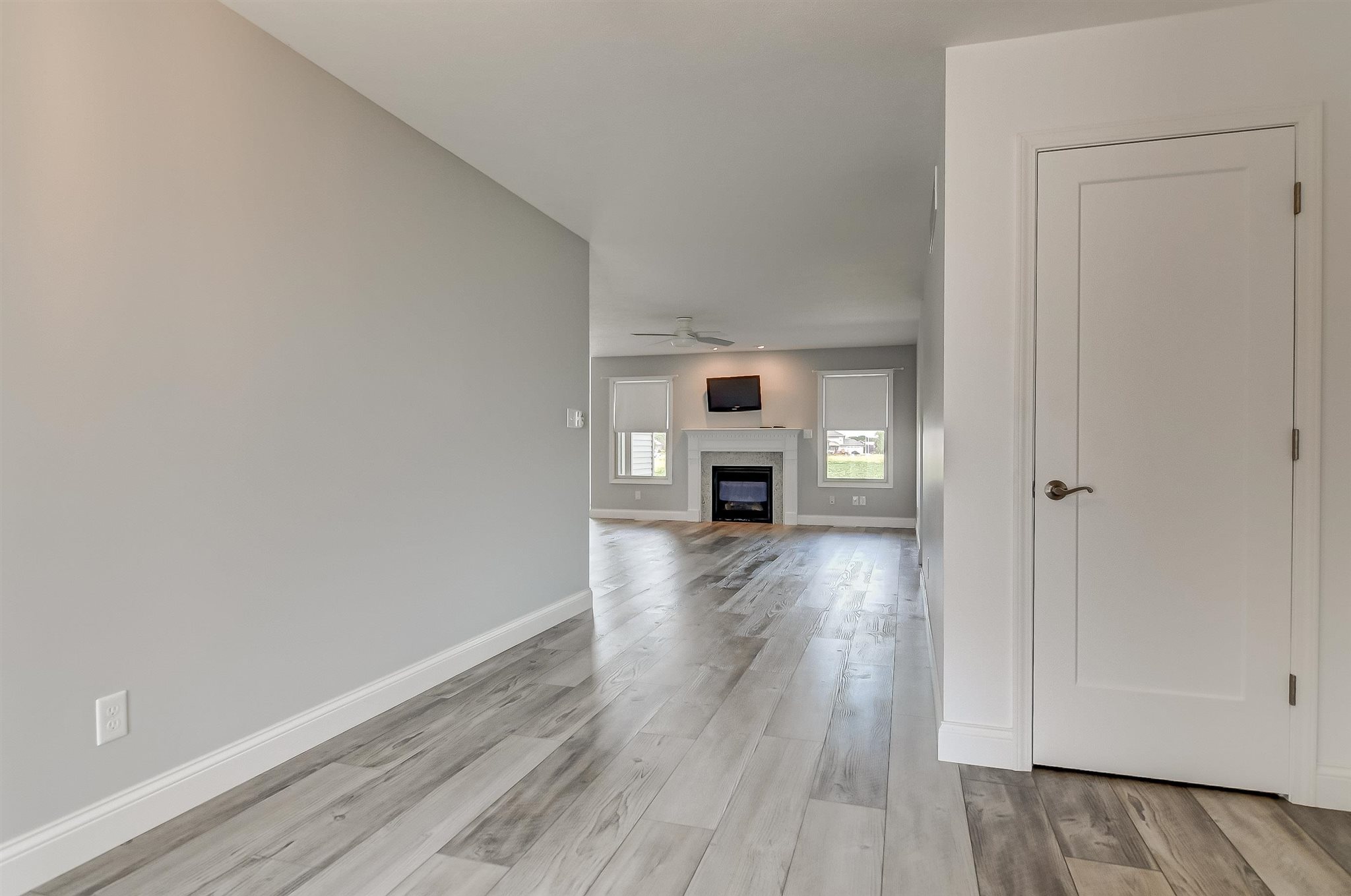 4502 Castle Pines Drive Springfield, IL 62711 - Photo 5 of 26 Gallery Image 5