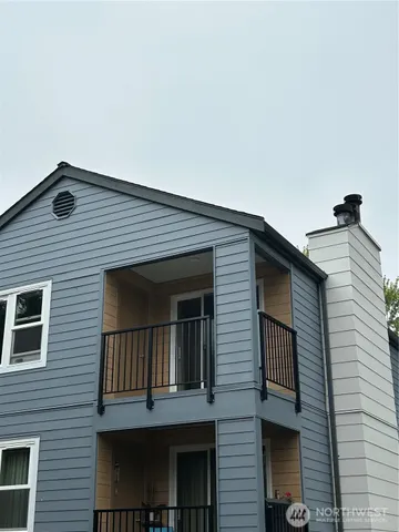 $350,000 | 20318 Bothell Everett Highway, Unit A303, Bothell, WA 98012