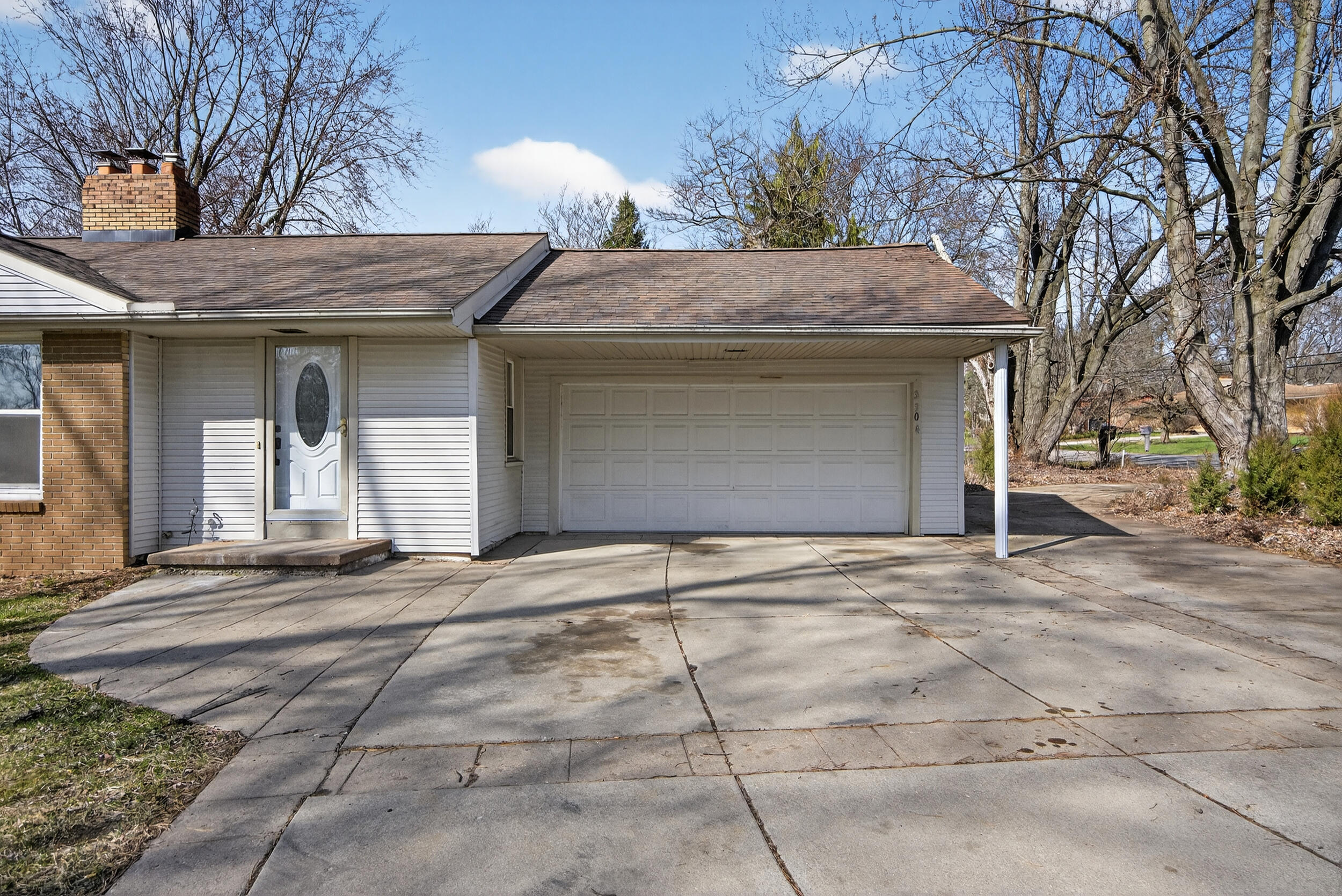 3304 Spring Arbor Road Jackson, MI 49203 - Photo 4 of 54 5_3304 spring arbor rd - 00046