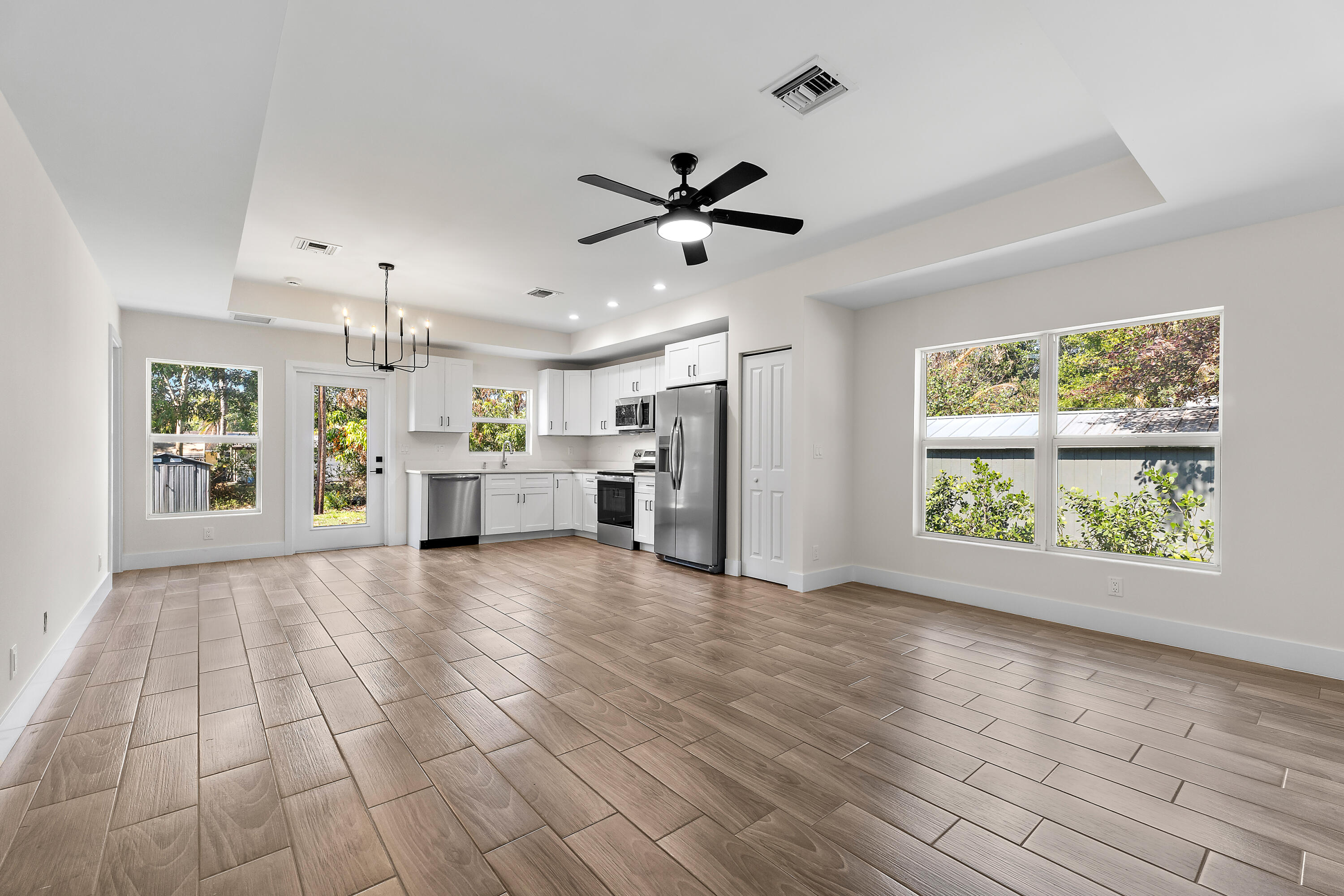 3003 Southeast Fairmont Street Stuart, FL 34997 - Photo 9 of 32 008-3003SEFairmontSt-Stuart-FULL