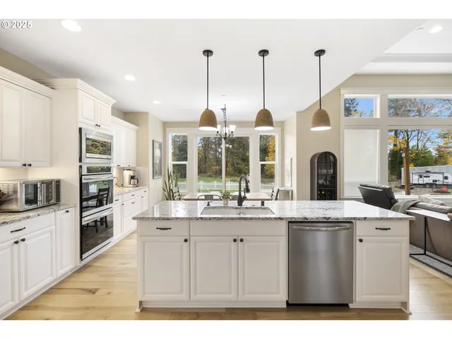 $1,825,000 | 8811 Northeast 212th Avenue, Vancouver, WA 98682