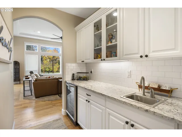 $1,825,000 | 8811 Northeast 212th Avenue, Vancouver, WA 98682