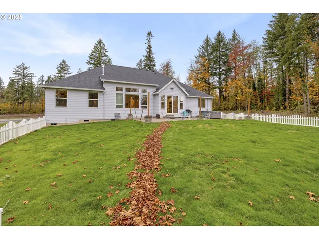 $1,825,000 | 8811 Northeast 212th Avenue, Vancouver, WA 98682