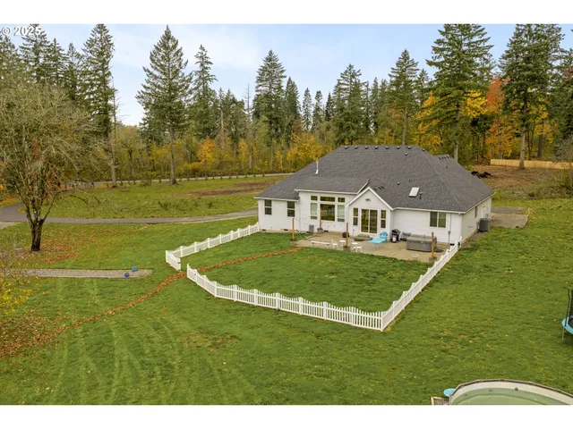 $1,825,000 | 8811 Northeast 212th Avenue, Vancouver, WA 98682