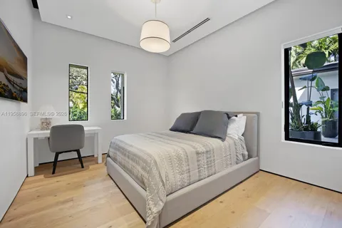 $4,250,000 | 4315 Anderson Road, Coral Gables, FL 33146