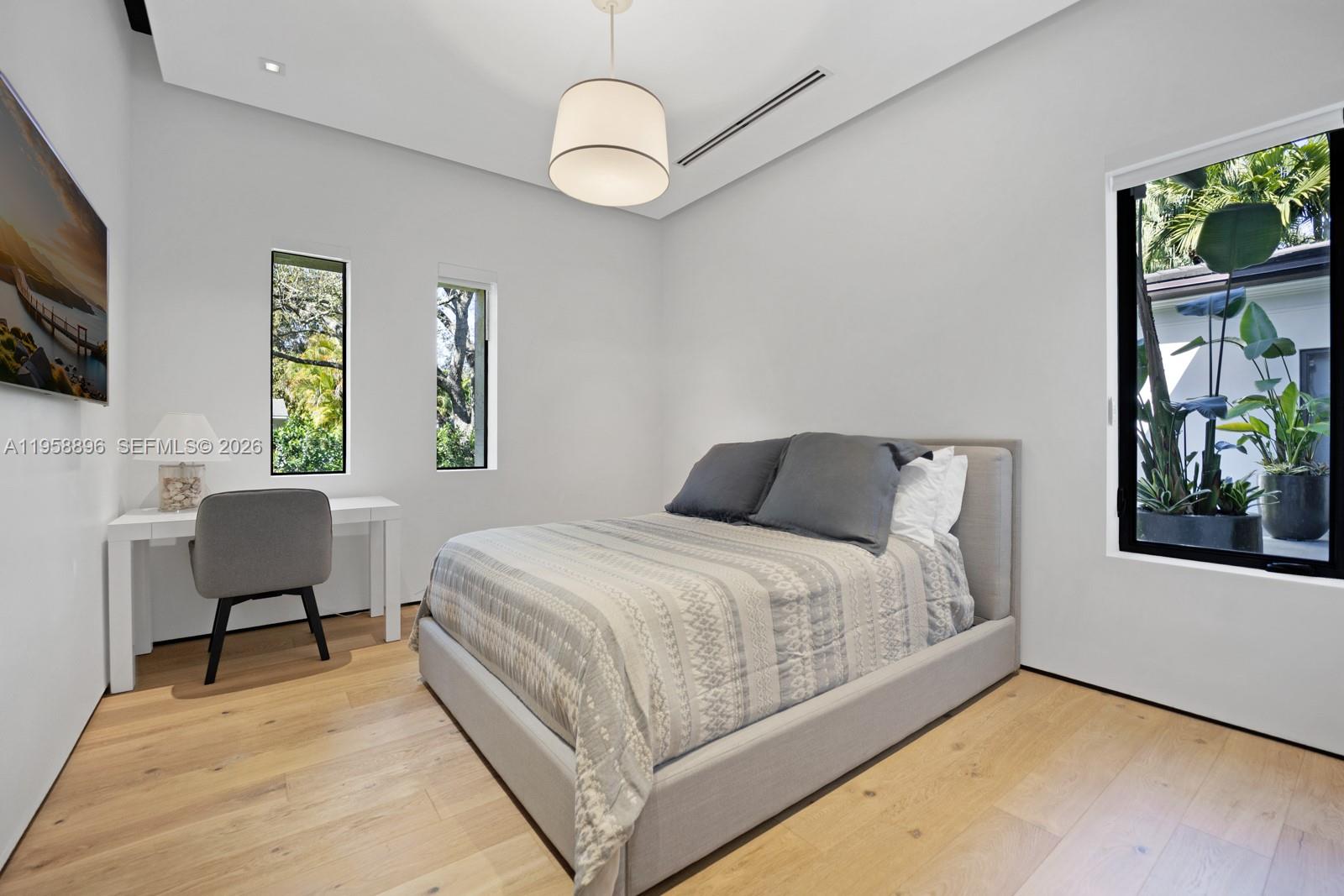 4315 Anderson Road Coral Gables, FL 33146 - Photo 19 of 33