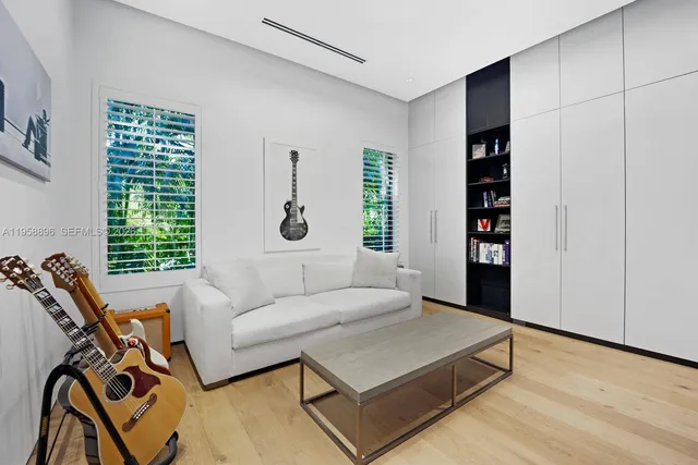 $4,250,000 | 4315 Anderson Road, Coral Gables, FL 33146