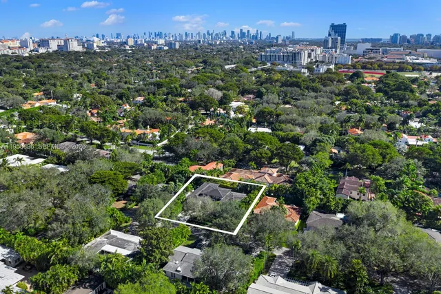 $4,250,000 | 4315 Anderson Road, Coral Gables, FL 33146