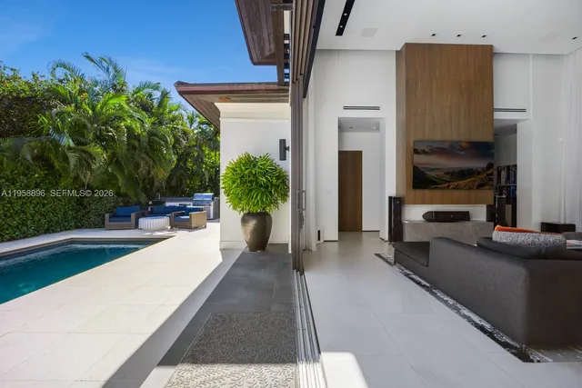 $4,250,000 | 4315 Anderson Road, Coral Gables, FL 33146