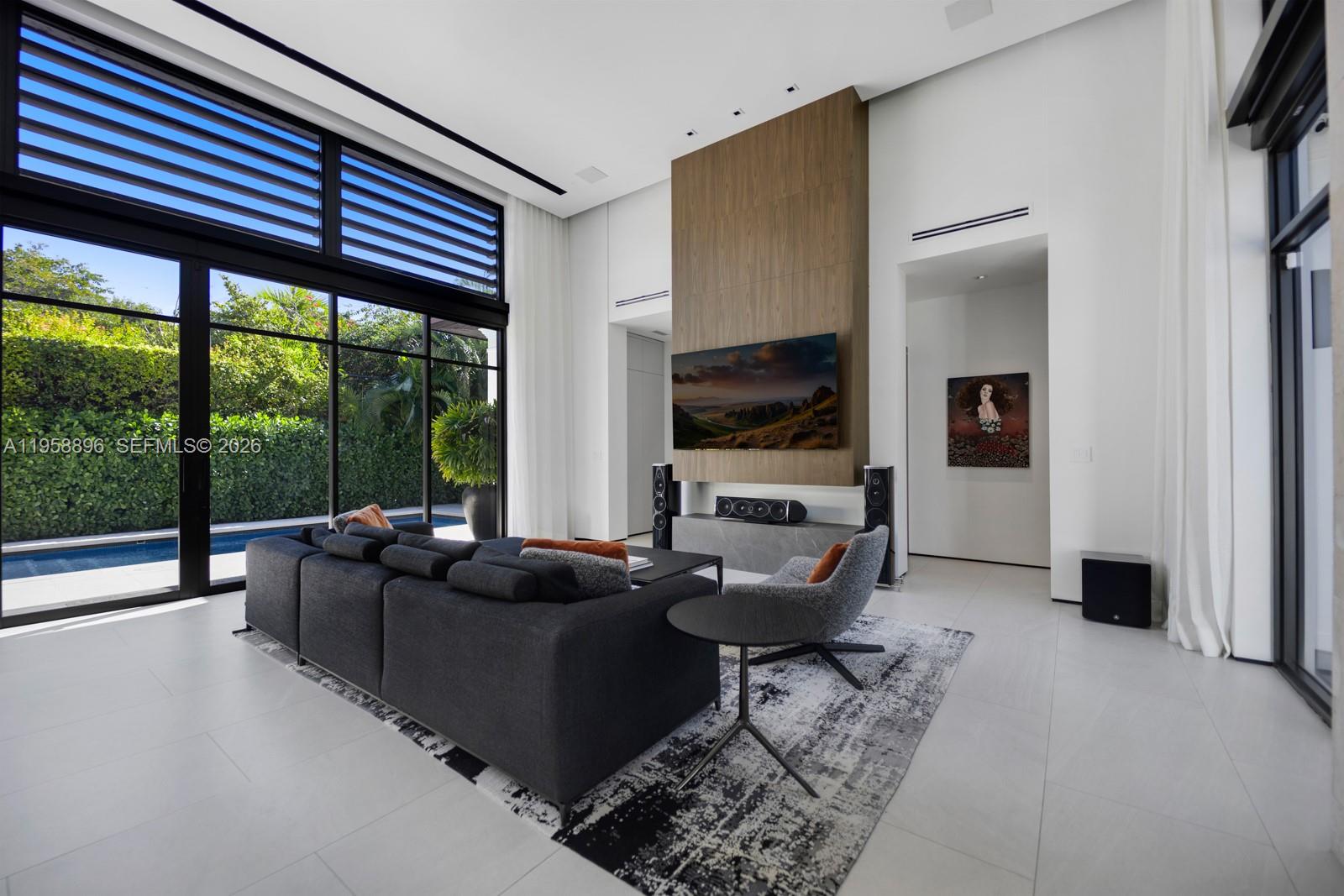 4315 Anderson Road Coral Gables, FL 33146 - Photo 9 of 33