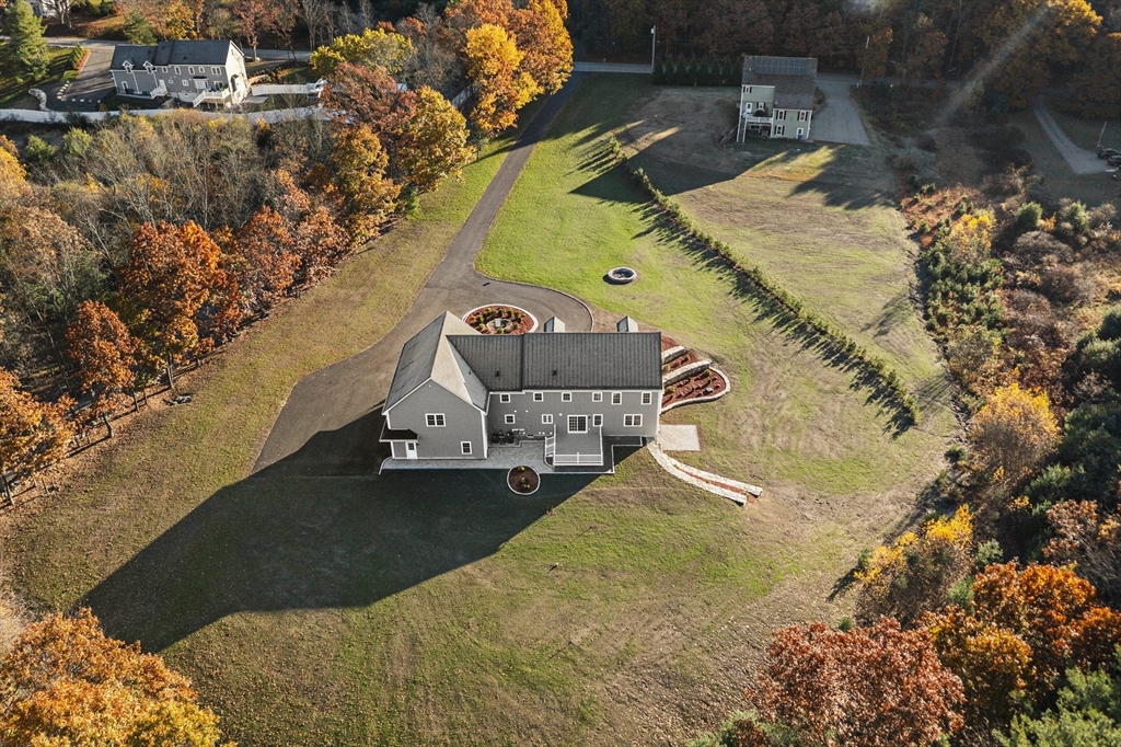 22 Townsend Road Shirley, MA 01464 - Photo 6 of 42