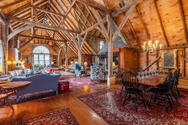 $3,500,000 | 18 The Green, Woodstock, VT 05091