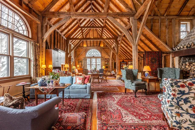 $3,500,000 | 18 The Green, Woodstock, VT 05091