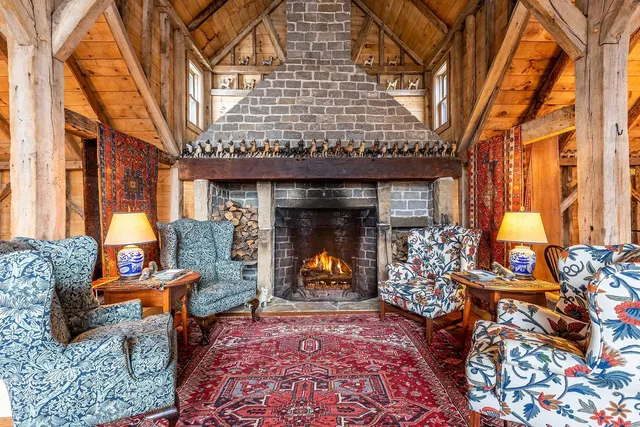 $3,500,000 | 18 The Green, Woodstock, VT 05091