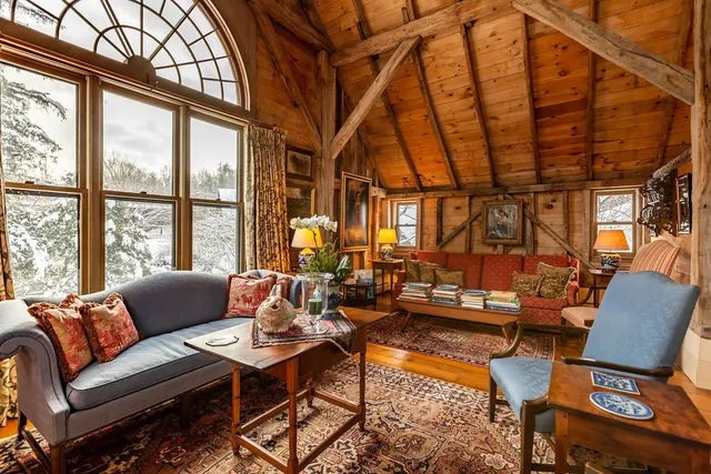 $3,500,000 | 18 The Green, Woodstock, VT 05091