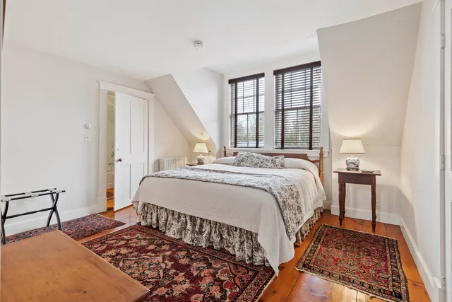 $3,500,000 | 18 The Green, Woodstock, VT 05091