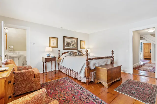 $3,500,000 | 18 The Green, Woodstock, VT 05091