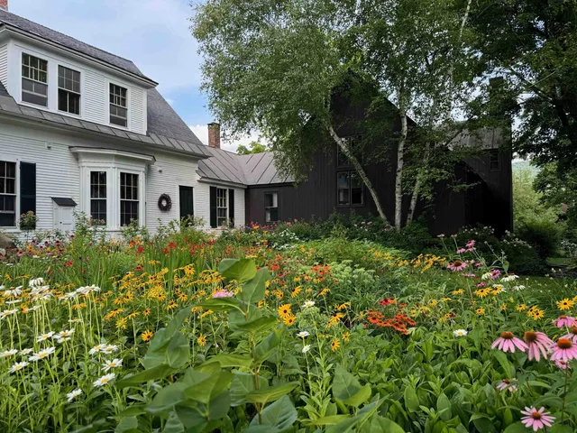 $3,500,000 | 18 The Green, Woodstock, VT 05091