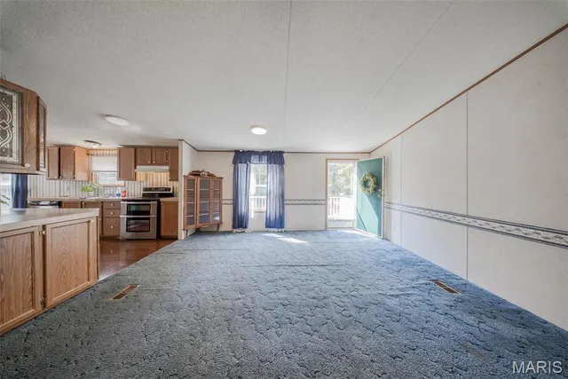 $189,900 | 18139 Hwy CC, Licking, MO 65542