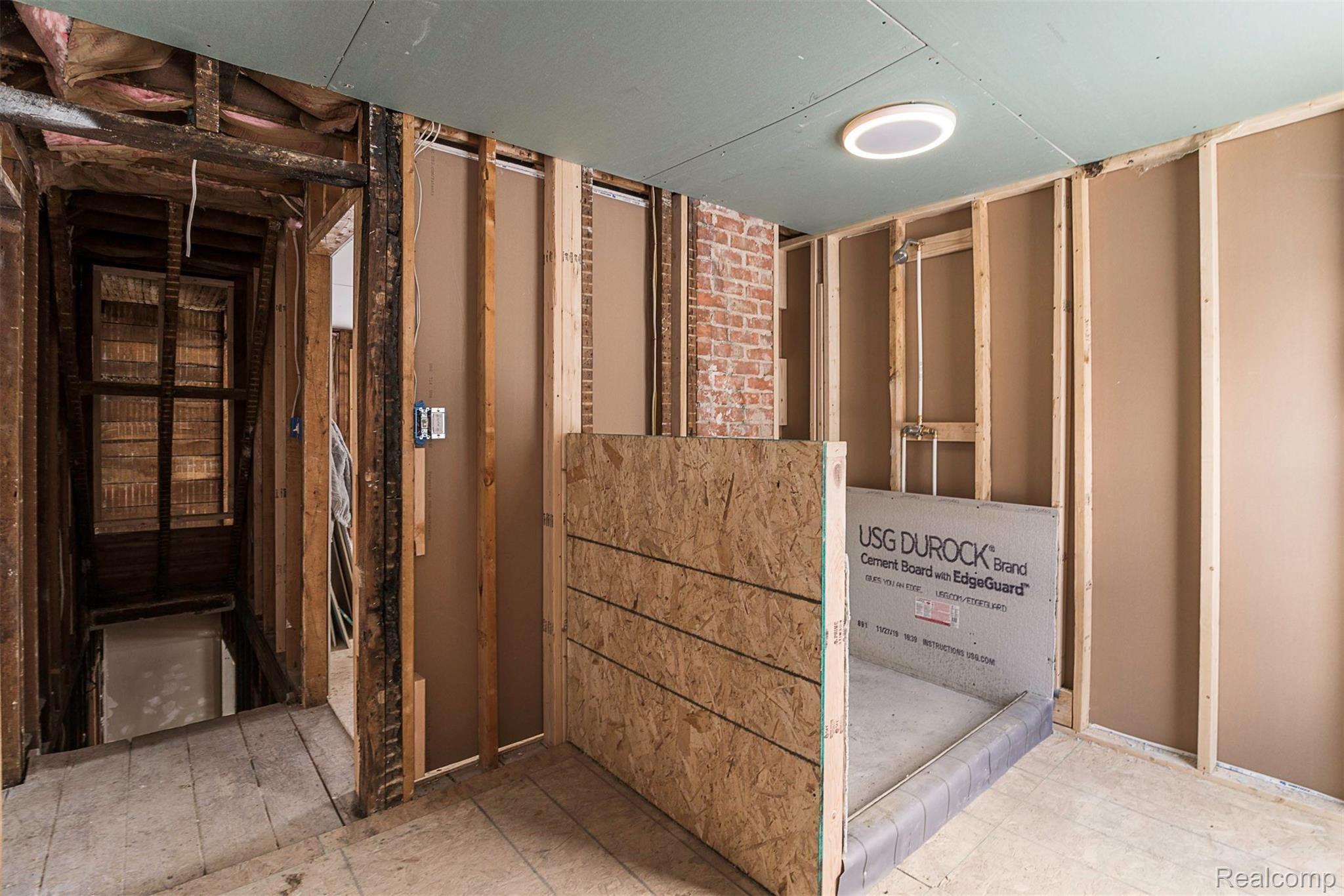 7840 West Lange Road Fowlerville, MI 48836 - Photo 21 of 38 2nd Full Bath, Framed and ready to finish