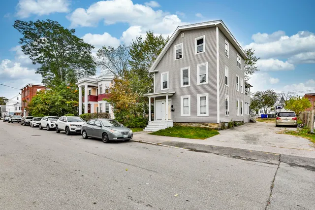 $699,000 | 313 Amherst Street, Manchester, NH 03104