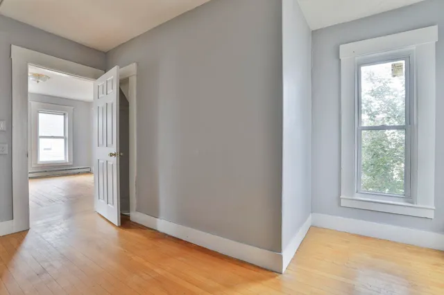 $699,000 | 313 Amherst Street, Manchester, NH 03104