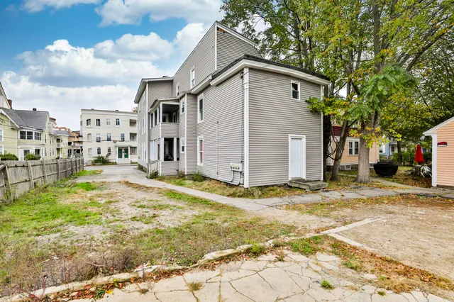 $699,000 | 313 Amherst Street, Manchester, NH 03104