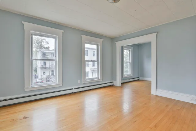 $699,000 | 313 Amherst Street, Manchester, NH 03104