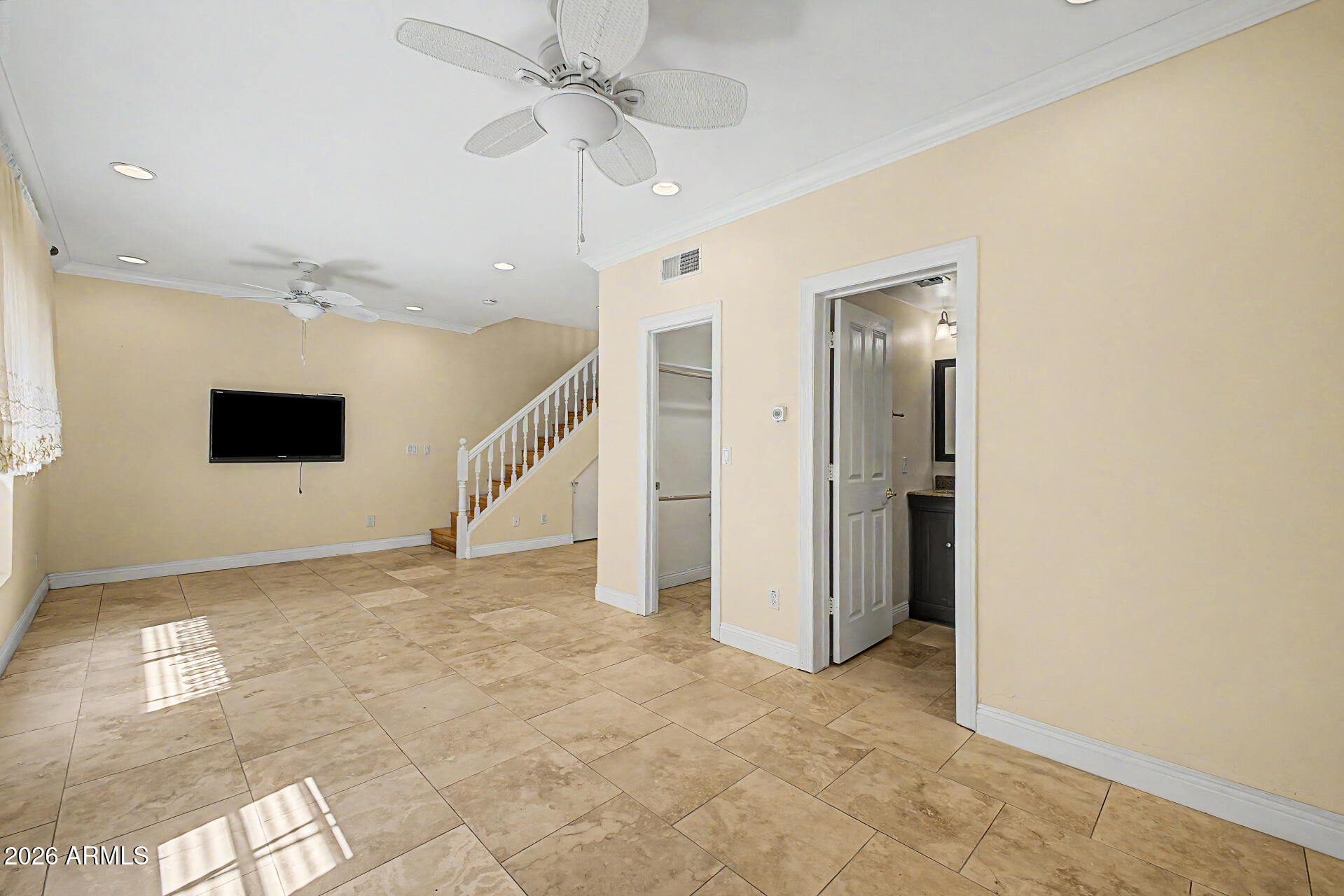 808 West Citrus Way Phoenix, AZ 85013 - Photo 26 of 35 a view of an entryway