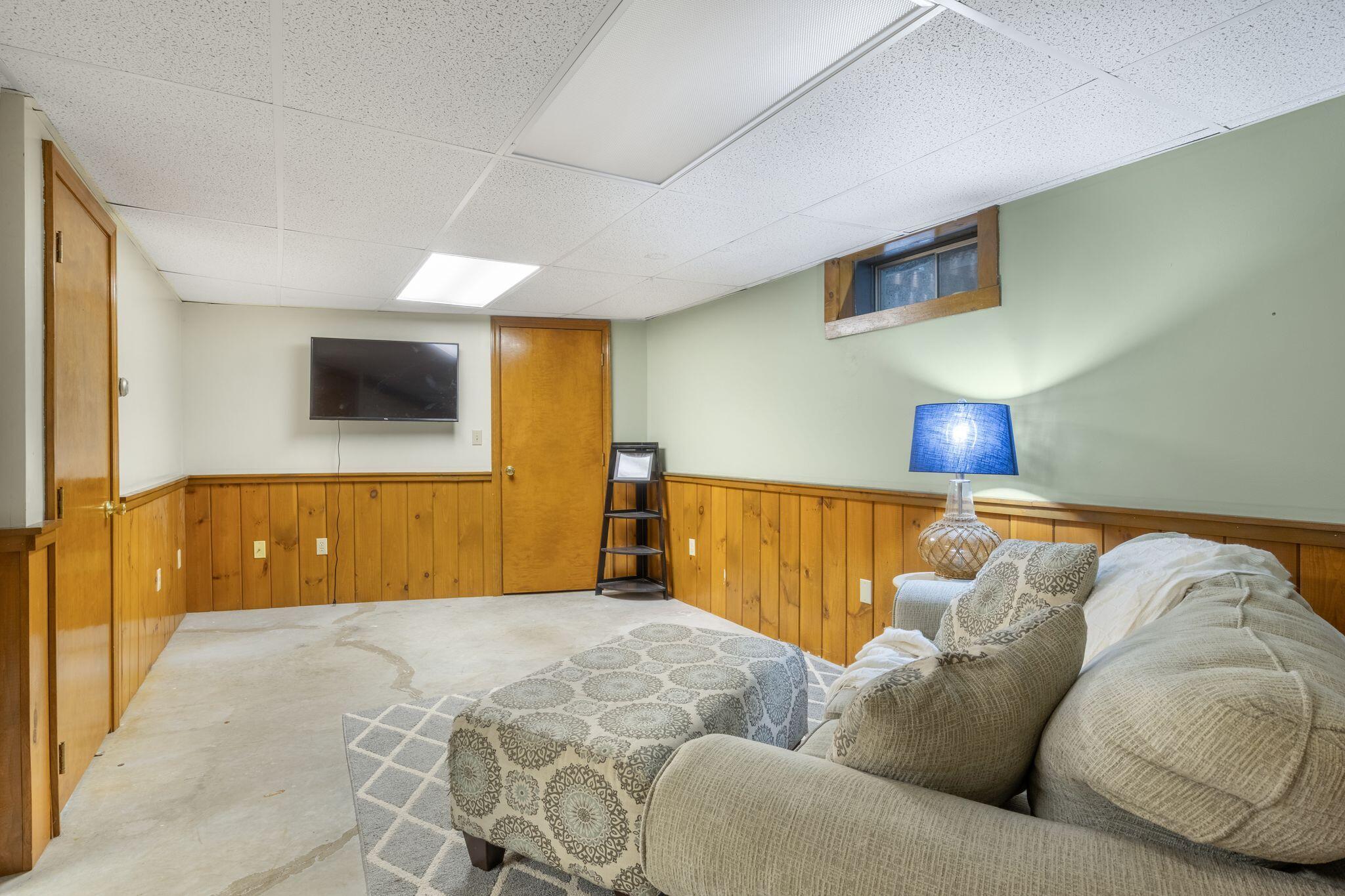 212 Prospect Street Westbrook, ME 04092 - Photo 26 of 39 212_Prospect_St_115