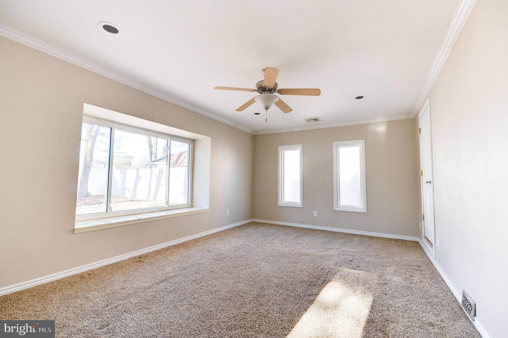 23 Henry Street Riverside, NJ 08075 - Photo 11 of 29