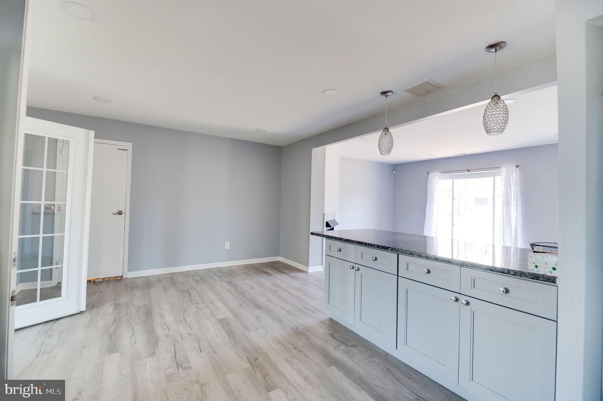 23 Henry Street Riverside, NJ 08075 - Photo 5 of 29