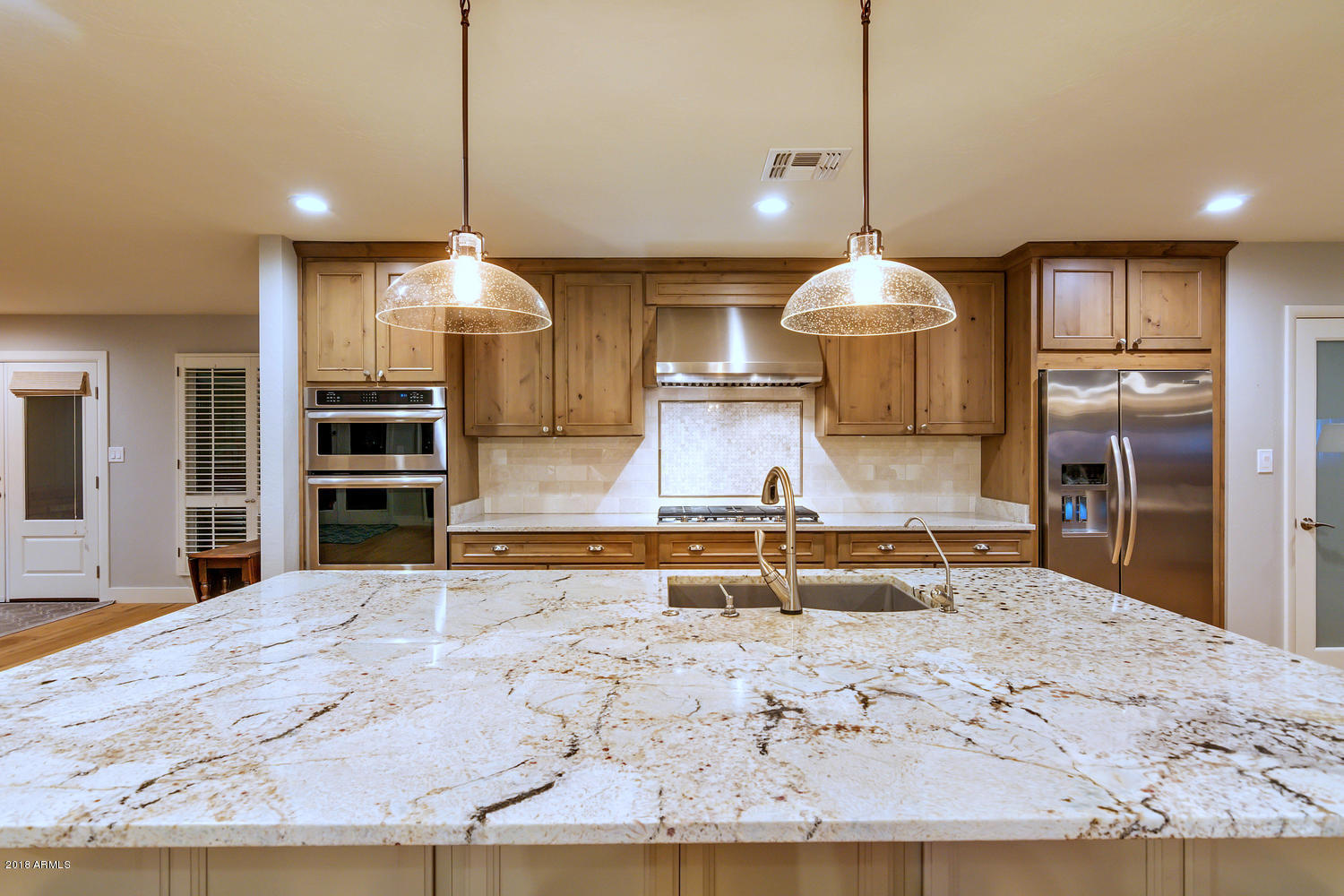 128 West Southern Hills Road Phoenix, AZ 85023 - Photo 5 of 33 Kitchen Island