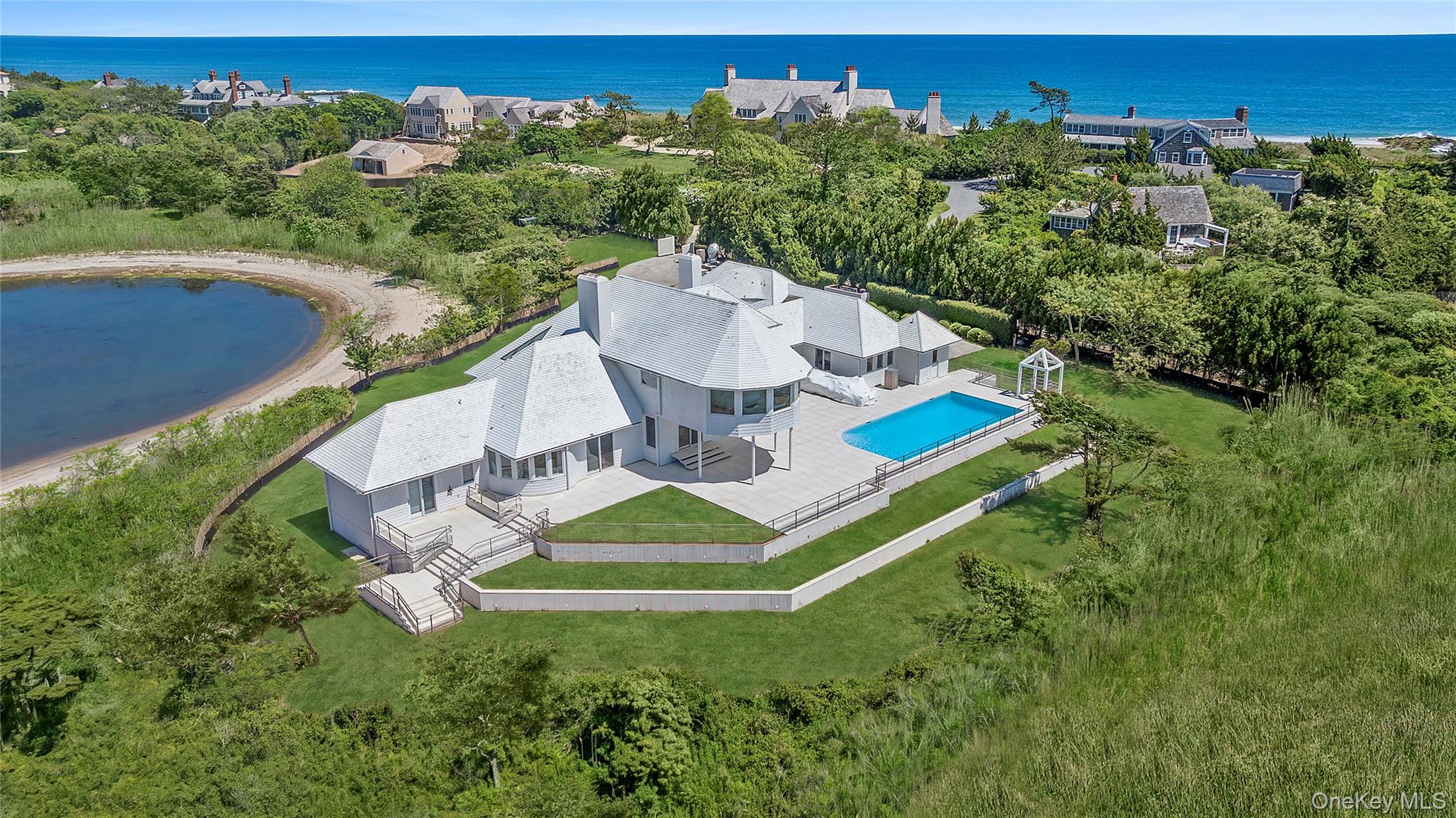 64 West End Road East Hampton, NY 11937 - Photo 8 of 23