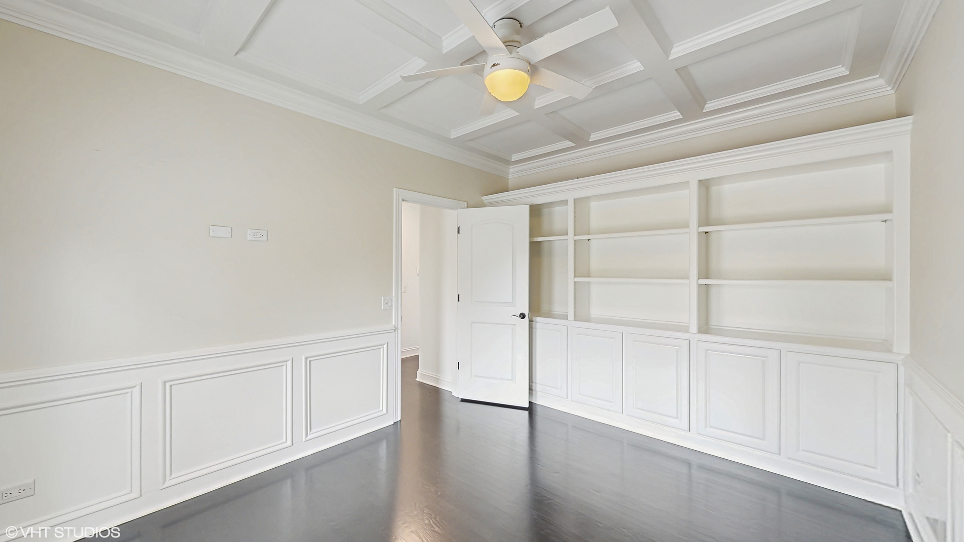 392 Spruce Road Wood Dale, IL 60191 - Photo 21 of 52 Gallery Image 21