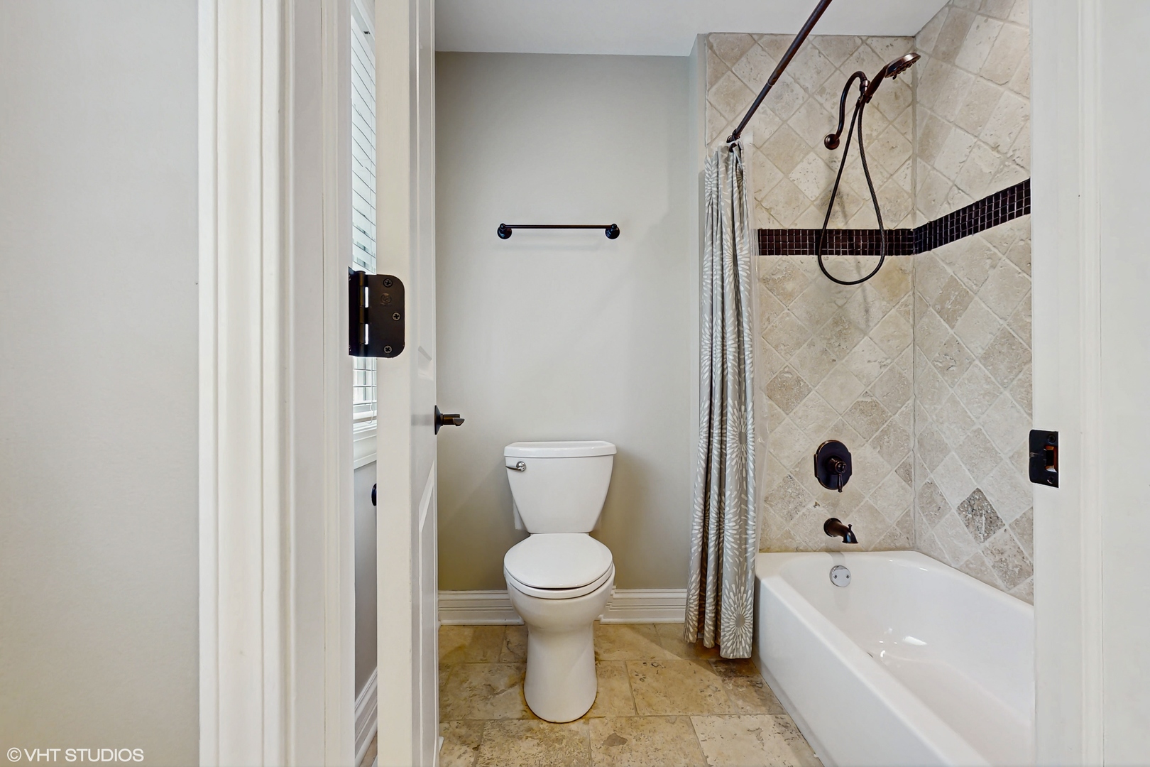 392 Spruce Road Wood Dale, IL 60191 - Photo 38 of 52 Gallery Image 38
