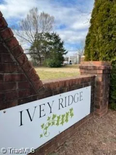 $1,295 | 115 Ivey Road, Unit 115H, Graham, NC 27253