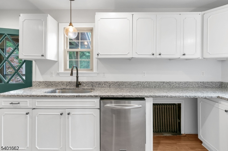 5 Tysley Street Basking Ridge, NJ 07920 - Photo 18 of 40