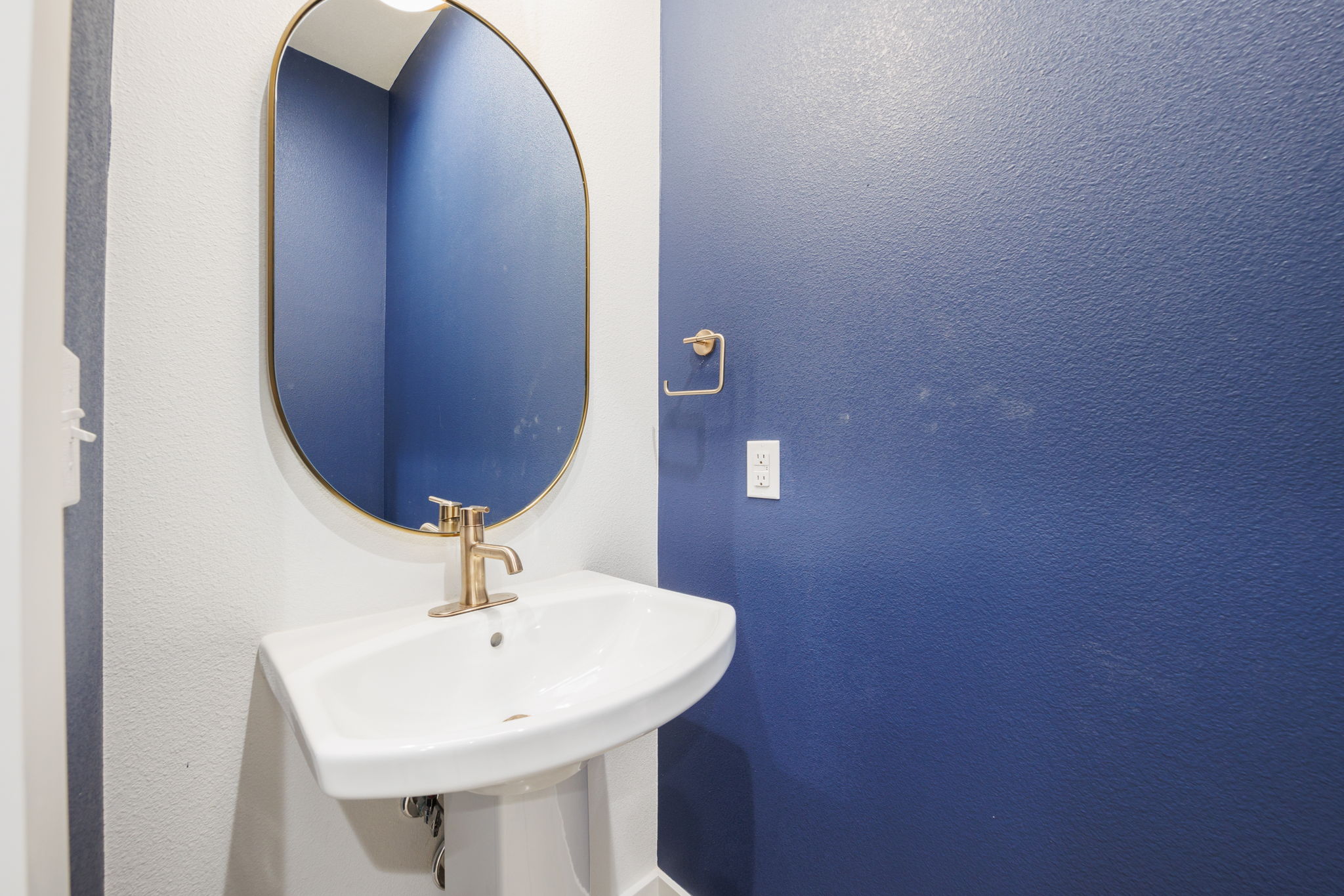 6315 Del Monte Road, Unit A Austin, TX 78741 - Photo 17 of 24