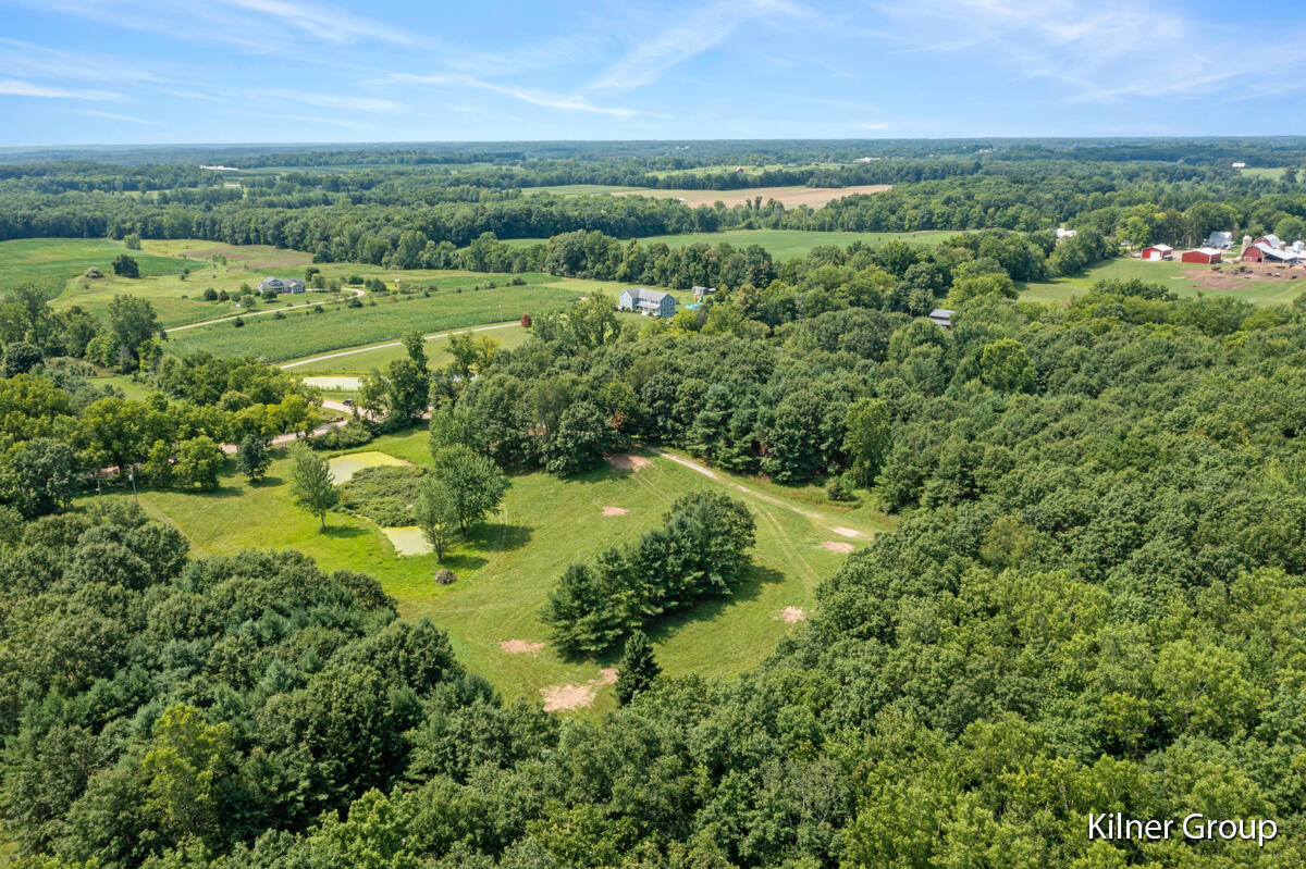 13923 5 Mile Road Northeast Belding, MI 48809 - Photo 11 of 18 IMG_1007