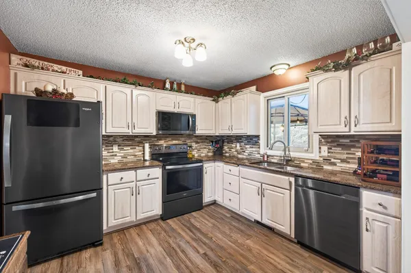 $385,000 | 13773 Partridge Street Northwest, Andover, MN 55304