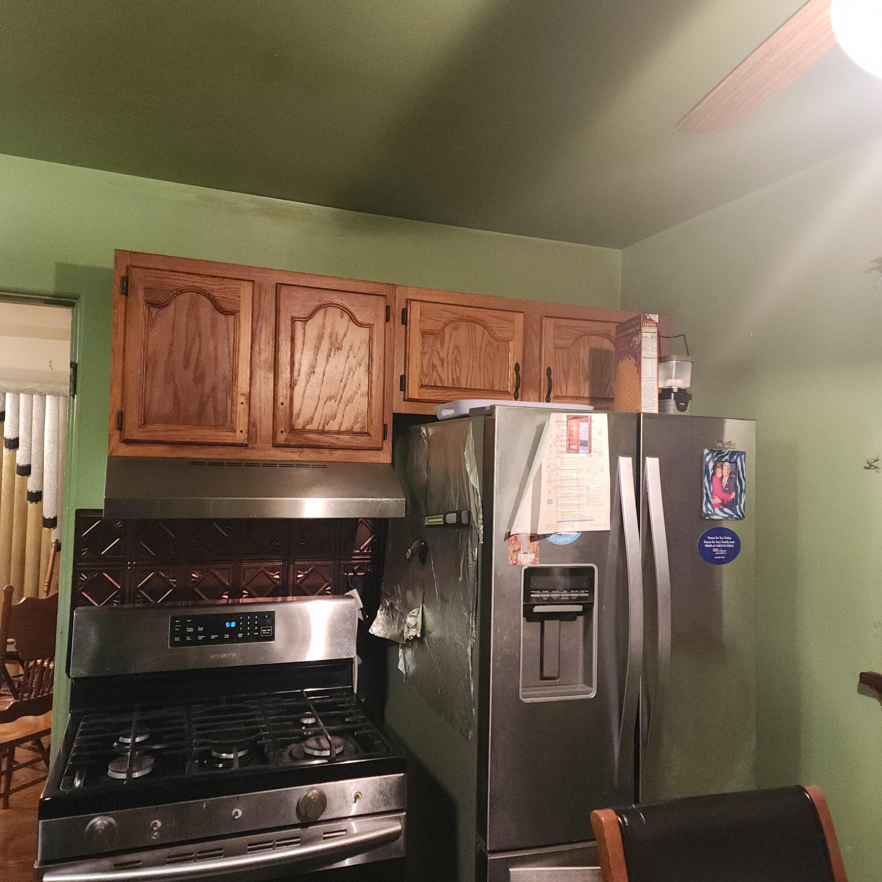 576 Dallas Street Gary, IN 46406 - Photo 6 of 15 3000x3000