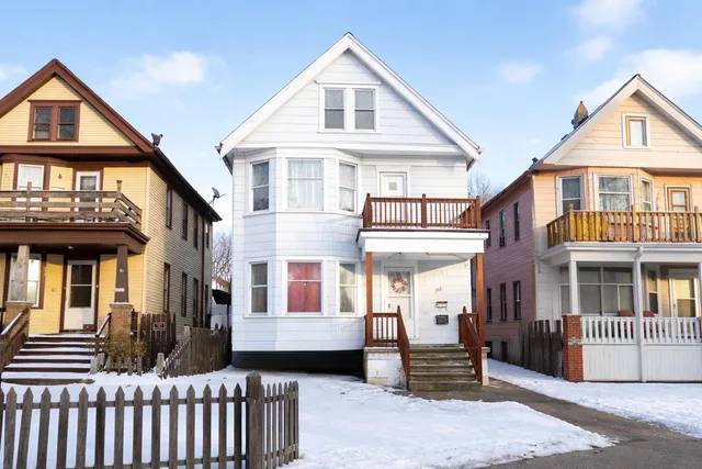 $174,900 | 1926 South 20th Street, Milwaukee, WI 53204