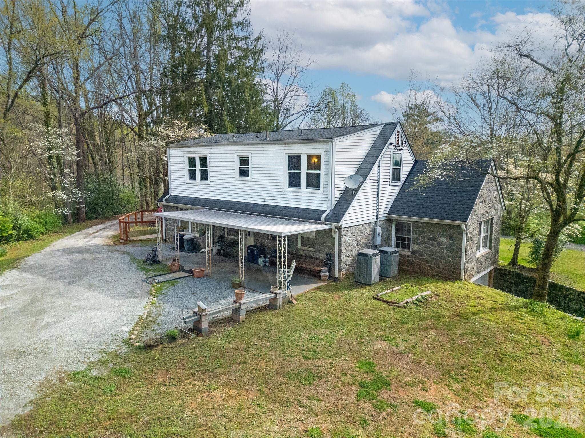 514 Cherryfield Loop Brevard, NC 28712 - Photo 11 of 48 Gallery Image 11