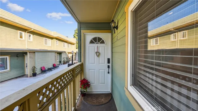 $665,000 | 809 North Spurgeon Street, Unit 2, Santa Ana, CA 92701
