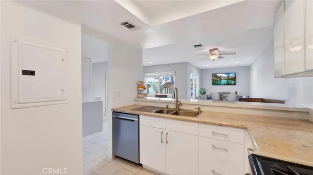 $665,000 | 809 North Spurgeon Street, Unit 2, Santa Ana, CA 92701