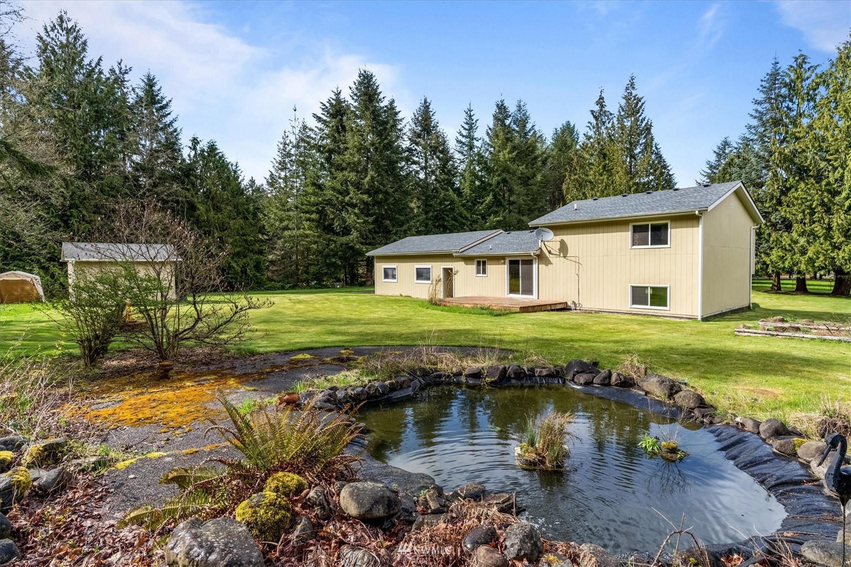 131 Tingle Road Winlock, WA 98596 - Photo 25 of 31 a view of a house with a yard
