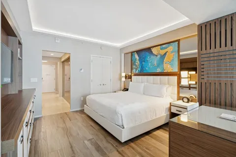 $439,000 | 551 North Fort Lauderdale Beach Boulevard, Unit H906, Fort Lauderdale, FL 33304